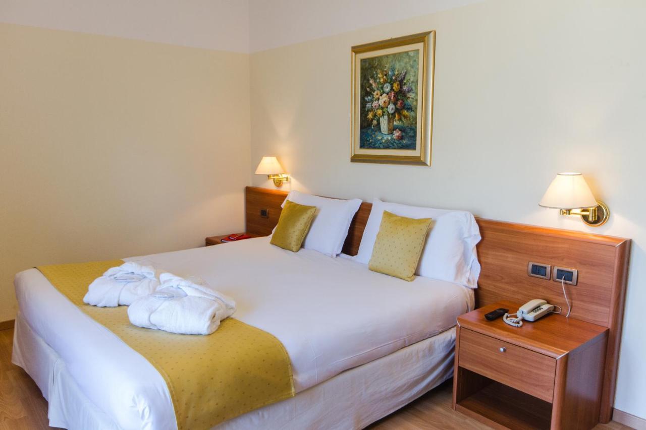 Superior Double Room,736868665:JPEG