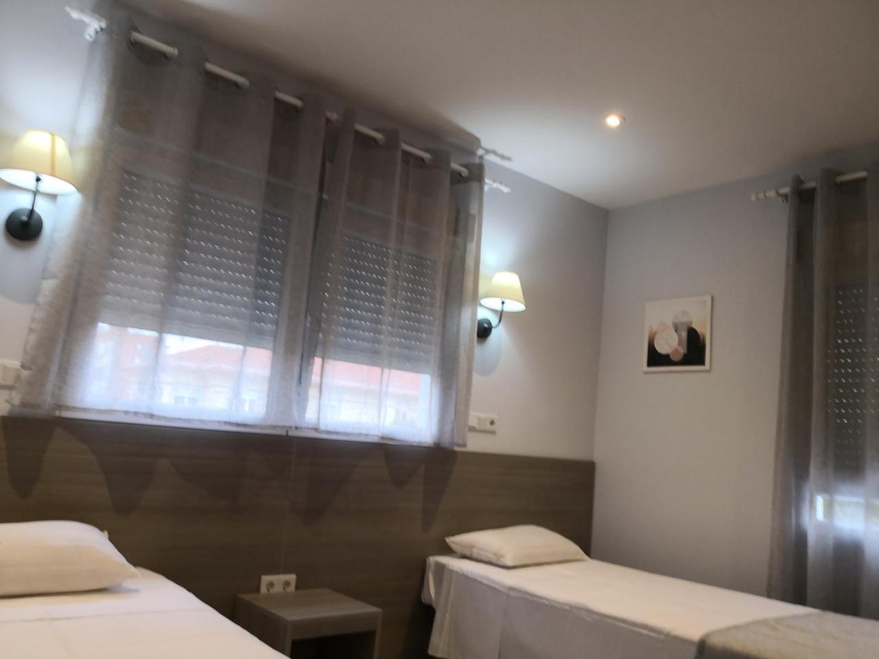 Twin Room,1123331433:JPEG