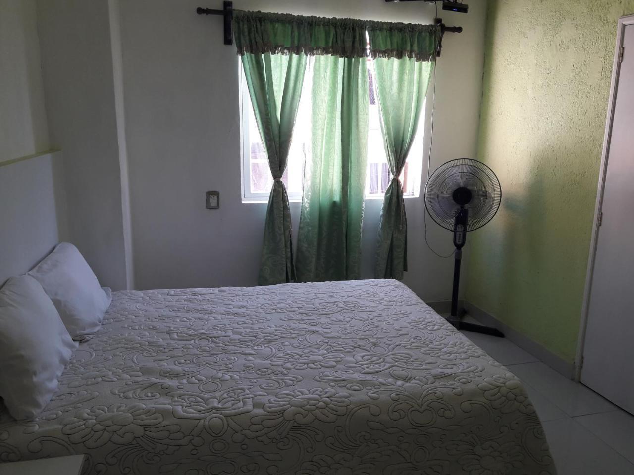 Standard Single Room with Shower,813118143:JPEG