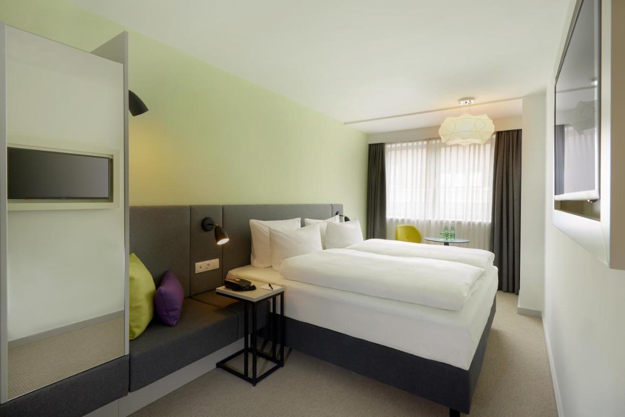 Double or Twin Room,740562157:JPEG