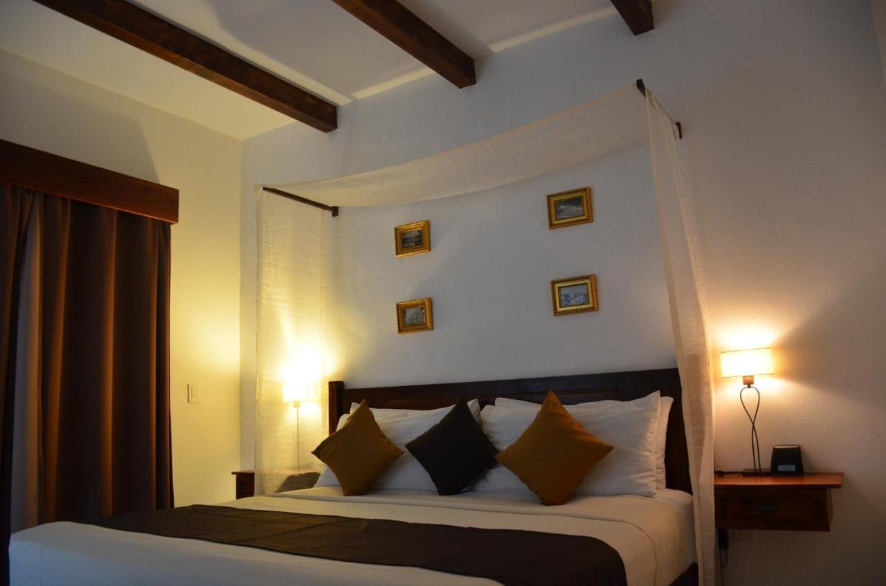 Deluxe Double Room Balcony,742435672:JPEG