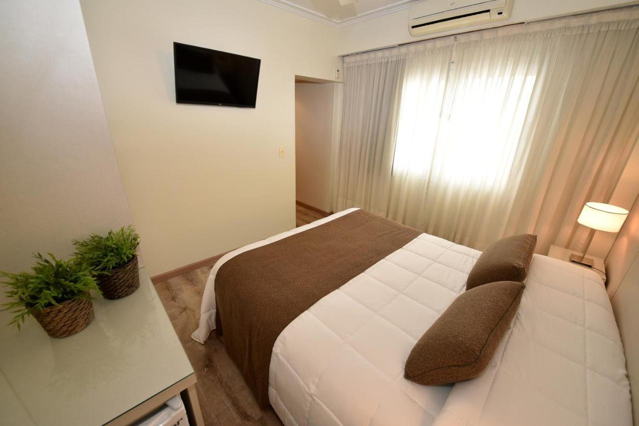 Two-Bedroom Apartment,743454631:JPEG