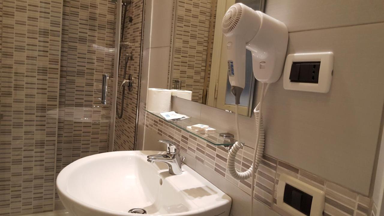 Standard Double Room,1215877129:JPEG