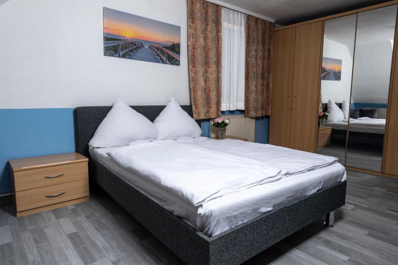 Triple Room,749518868:JPEG