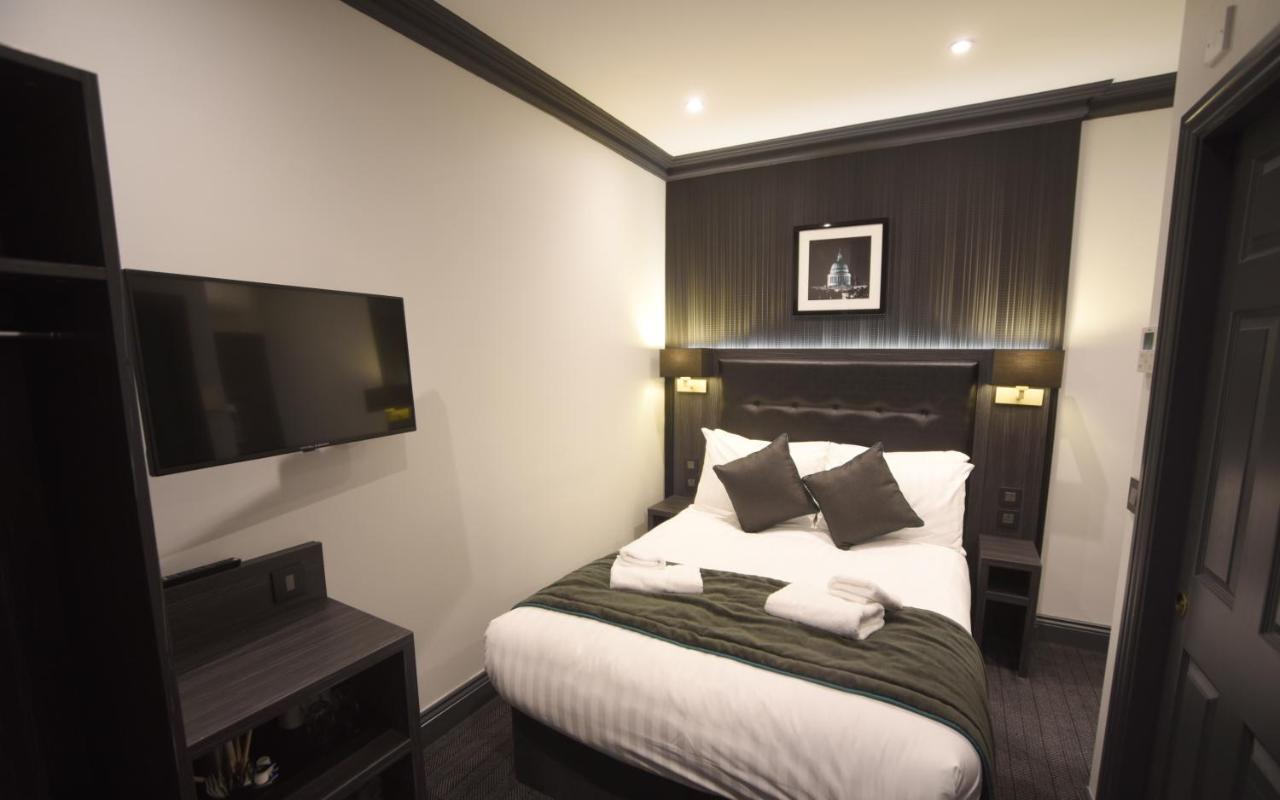 Deluxe Double Room,749926262:JPEG