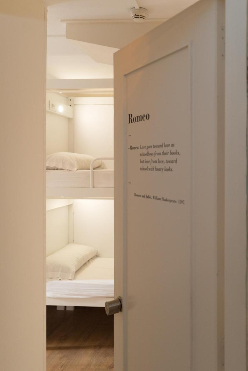Single Bed 4-Bed Dormitory Room,752700008:JPEG