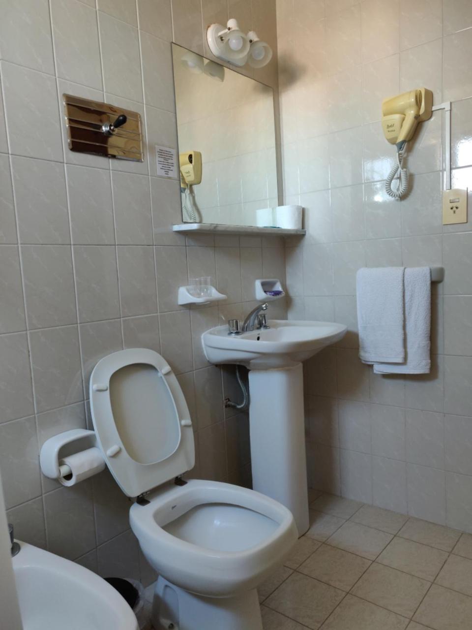 Standard Triple Room,754294270:JPEG