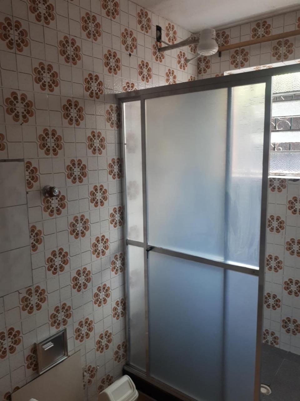 Quarto Triplo Básico