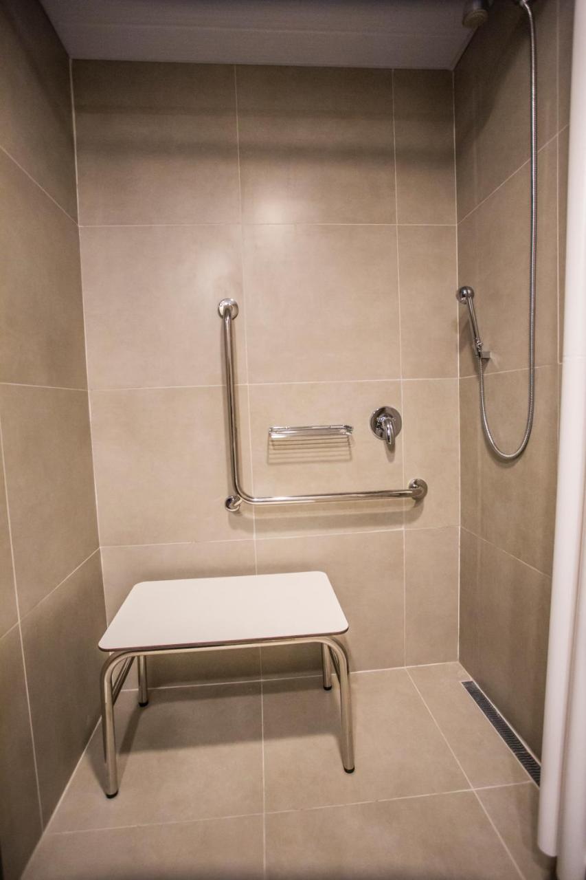 Quarto Duplo Standard Adaptado