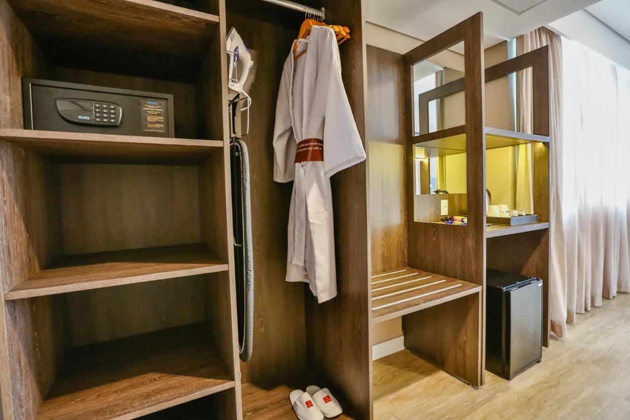 Deluxe King Room,757755868:JPEG