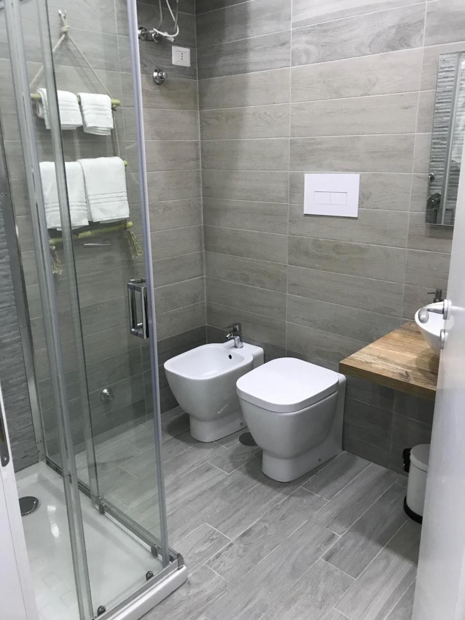 Large Double Room,757074127:JPEG