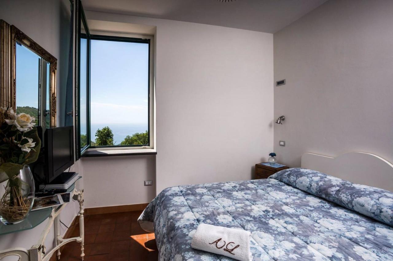 Standard Triple Room Sea View,758053837:JPEG