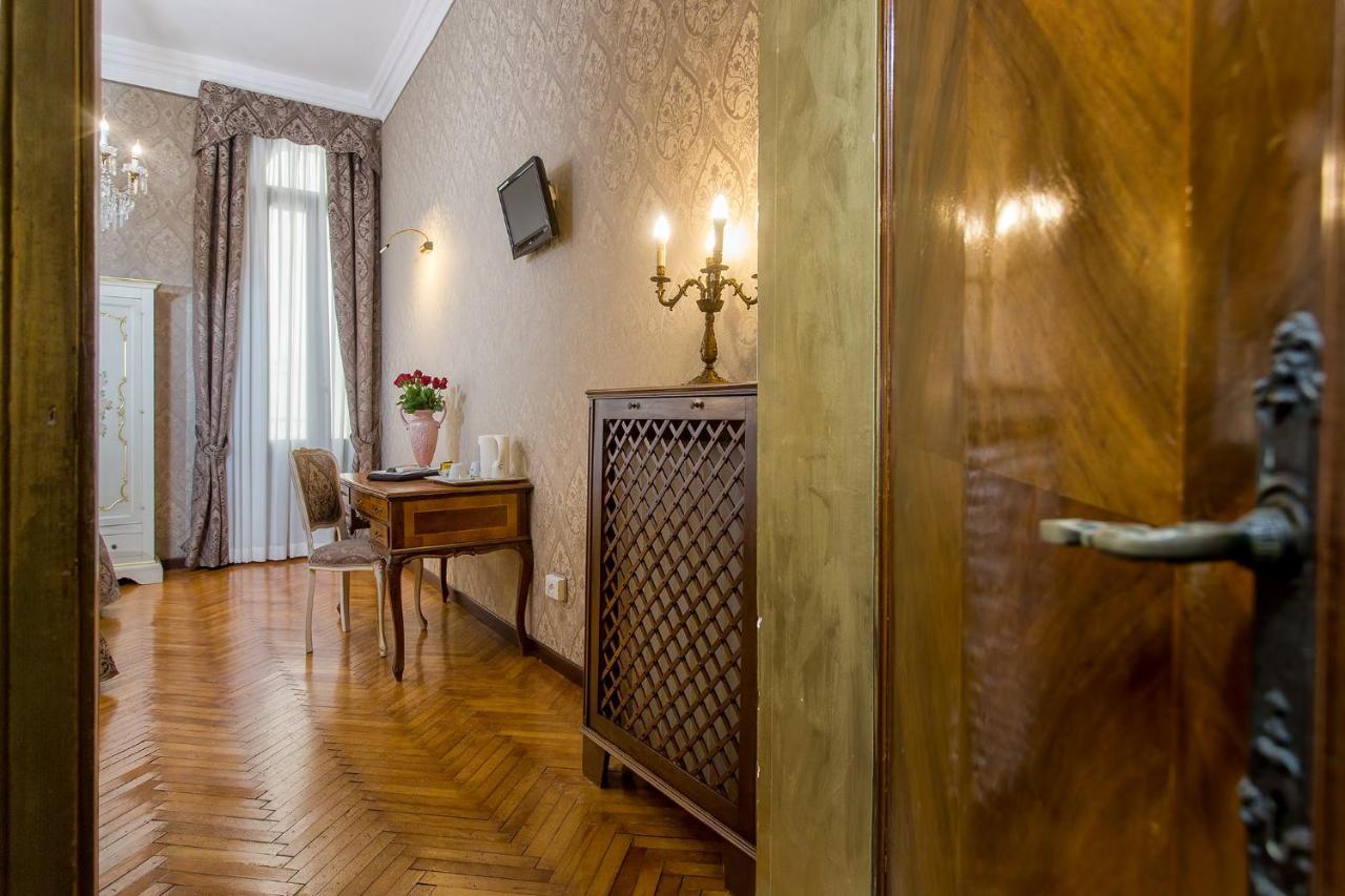 Classic Triple Room,1215915001:JPEG