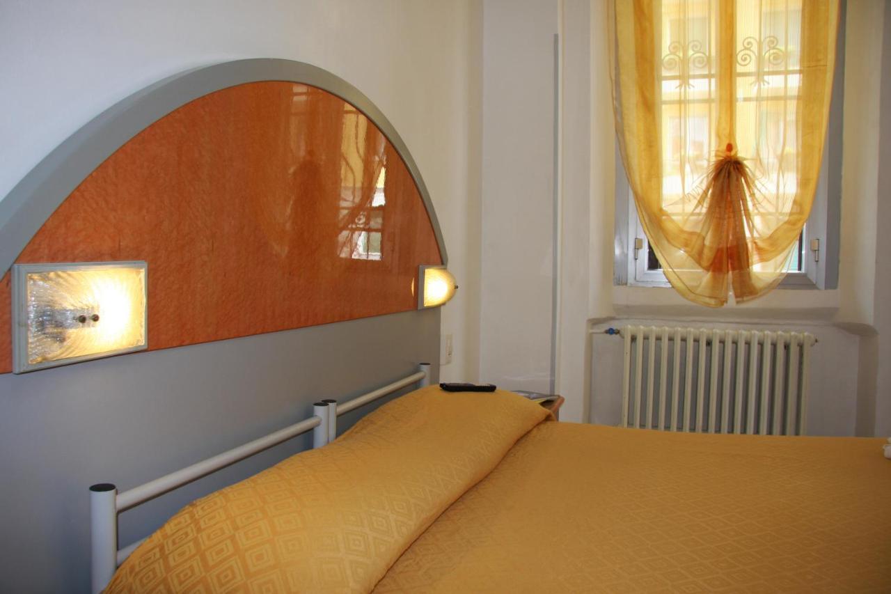 Double or Twin Room,758206183:JPEG