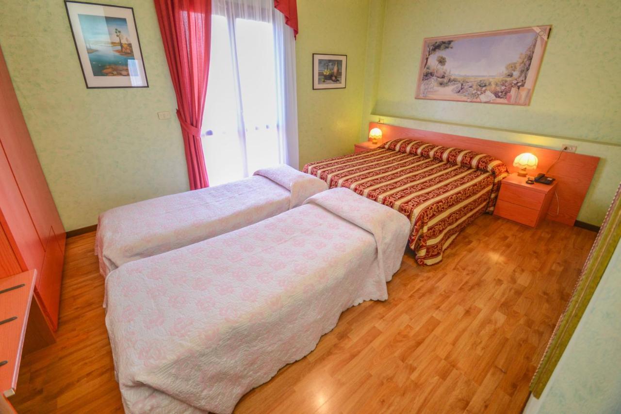 Quadruple Room Balcony,1499288290:JPEG