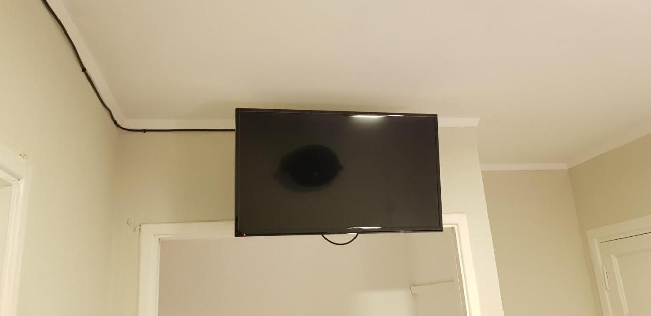 Single Room,759512270:JPEG