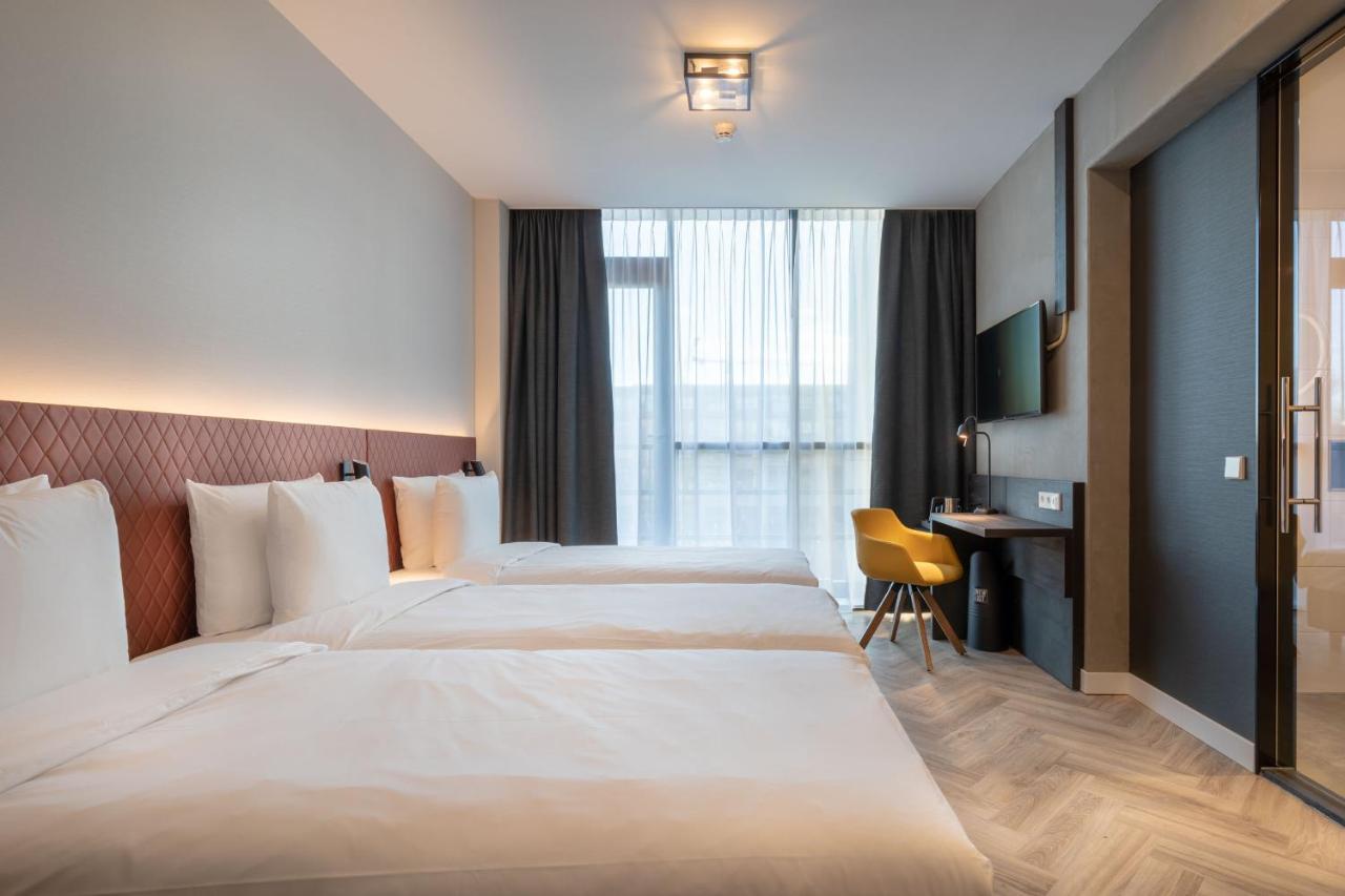 Standard Triple Room,760923716:JPEG