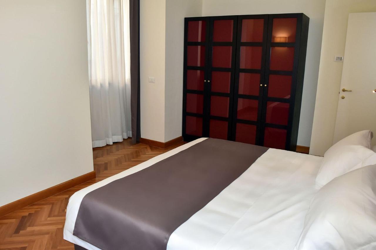 Junior Suite,761009555:JPEG