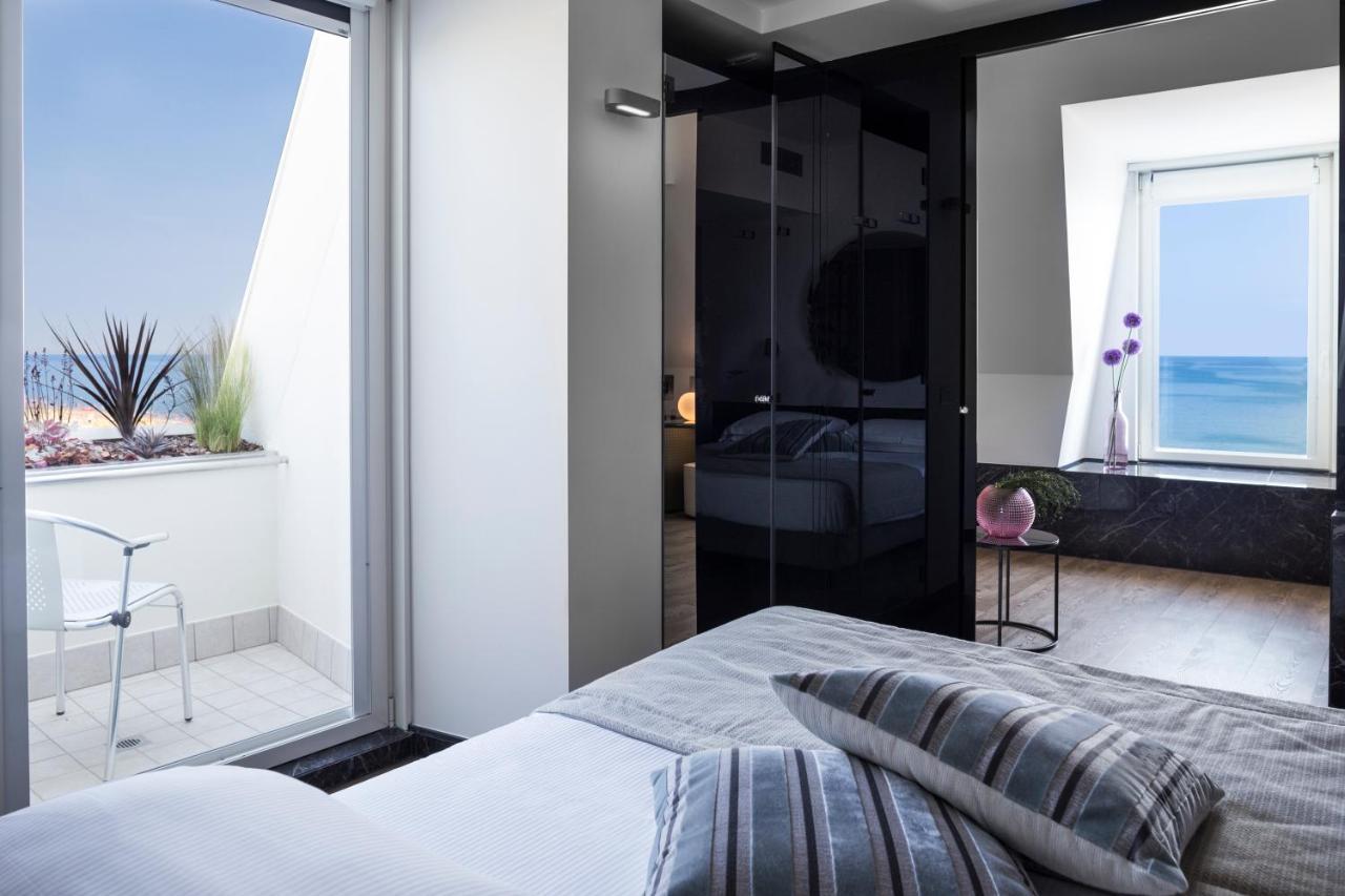 Deluxe Junior Suite Sea View