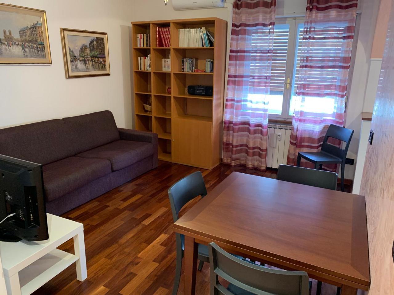 One-Bedroom Apartment,762396694:JPEG