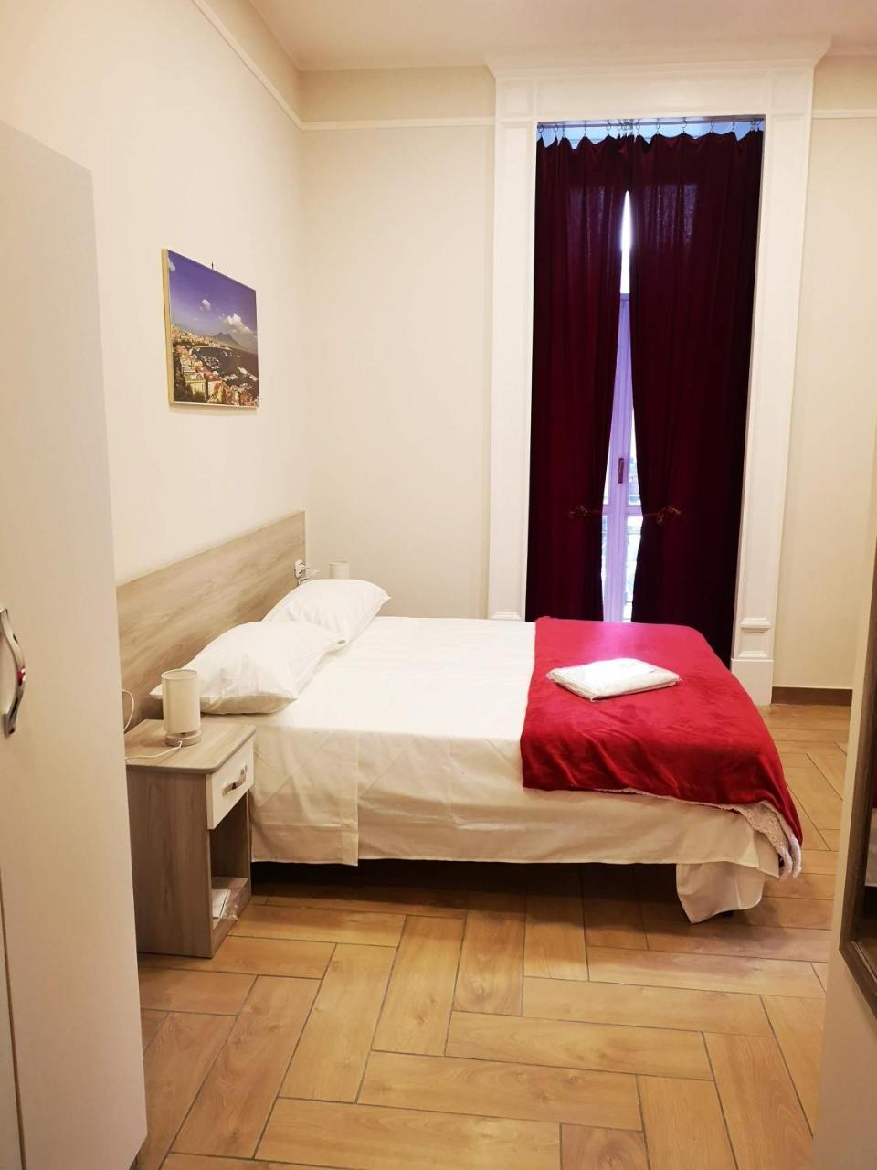 Double Room,764673976:JPEG