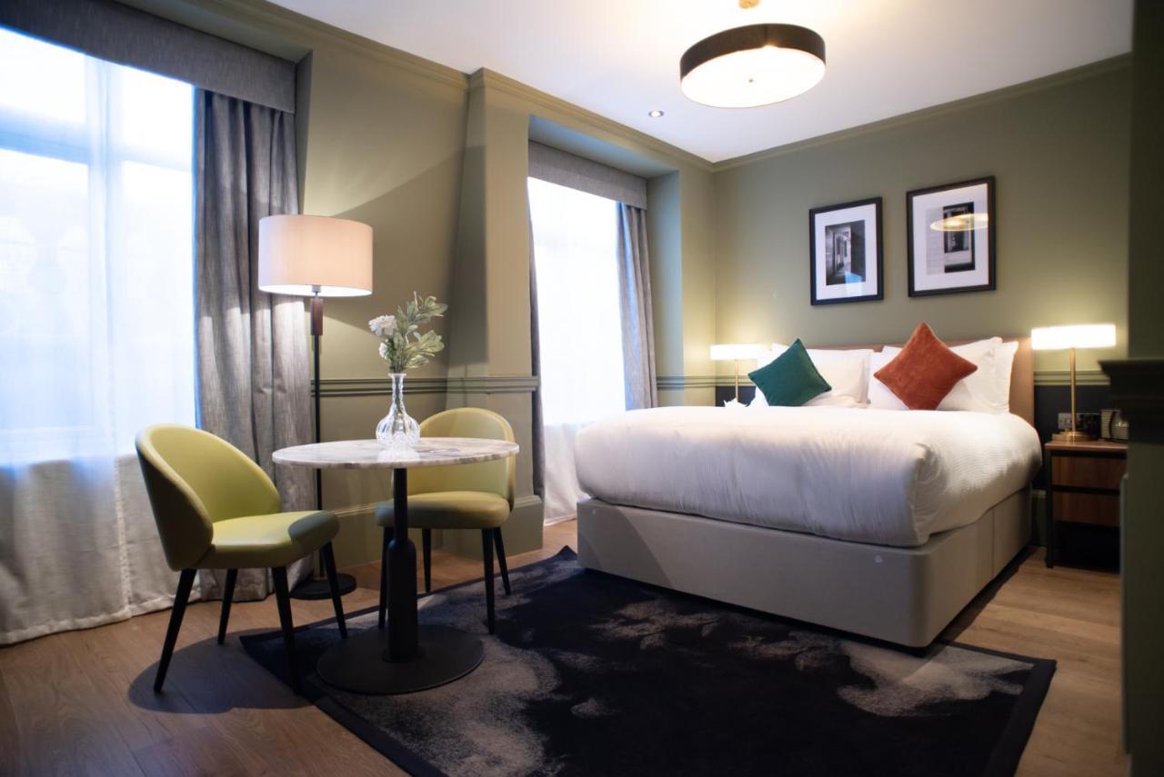 Deluxe King Room,779342358:JPEG