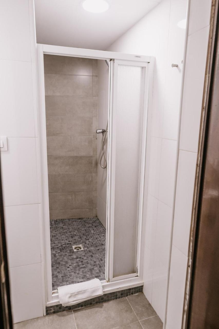 Triple Room,765885649:JPEG