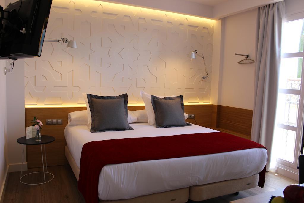 Double or Twin Room,76625042:JPEG