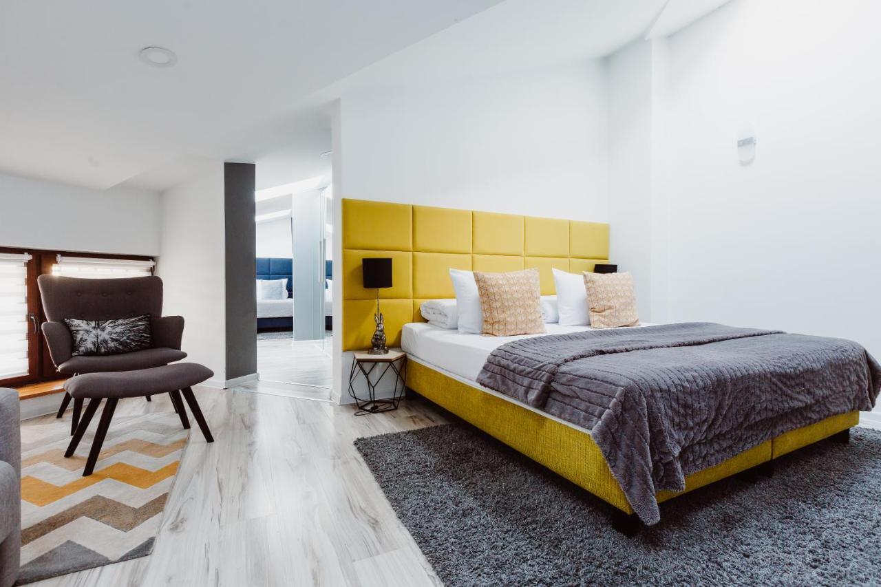 Suite Deluxe | Cama extragrande | Aire acondicionado