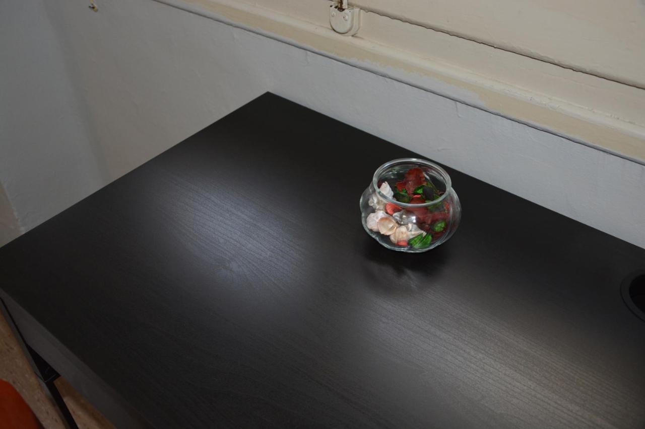Single Room,769090471:JPEG