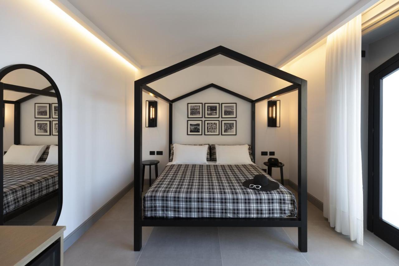 Double Room Patio,776388166:JPEG