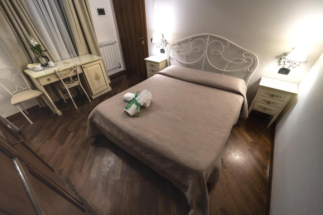 Double Room,768630472:JPEG
