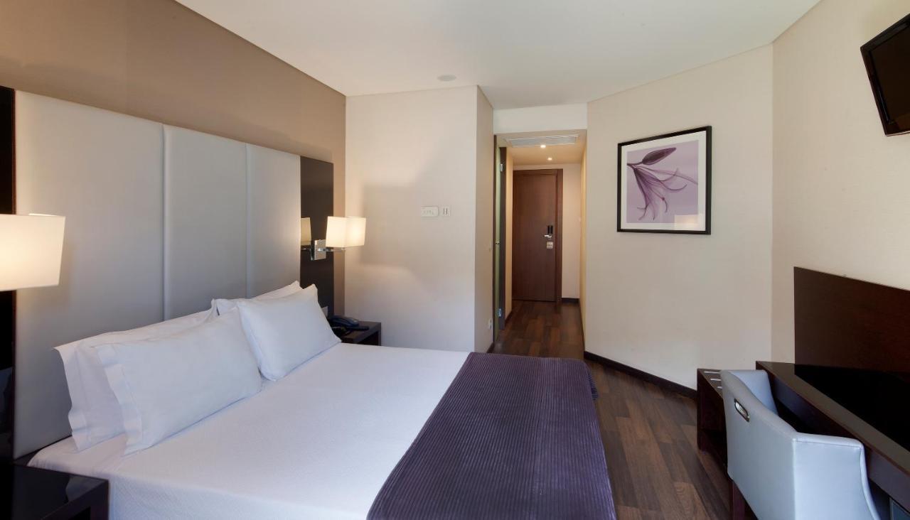 Standard Double Room,769694380:JPEG