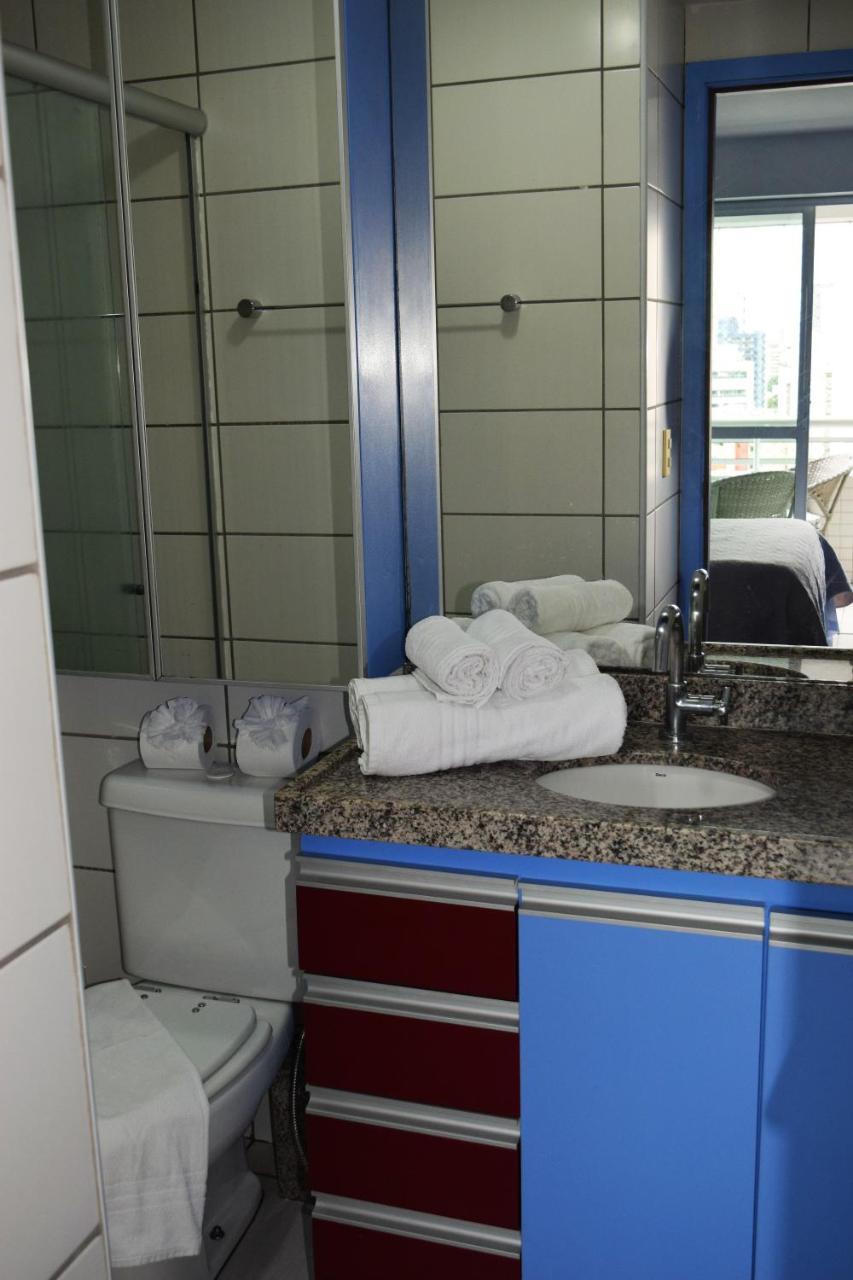 One-Bedroom Apartment Balcony,770015014:JPEG