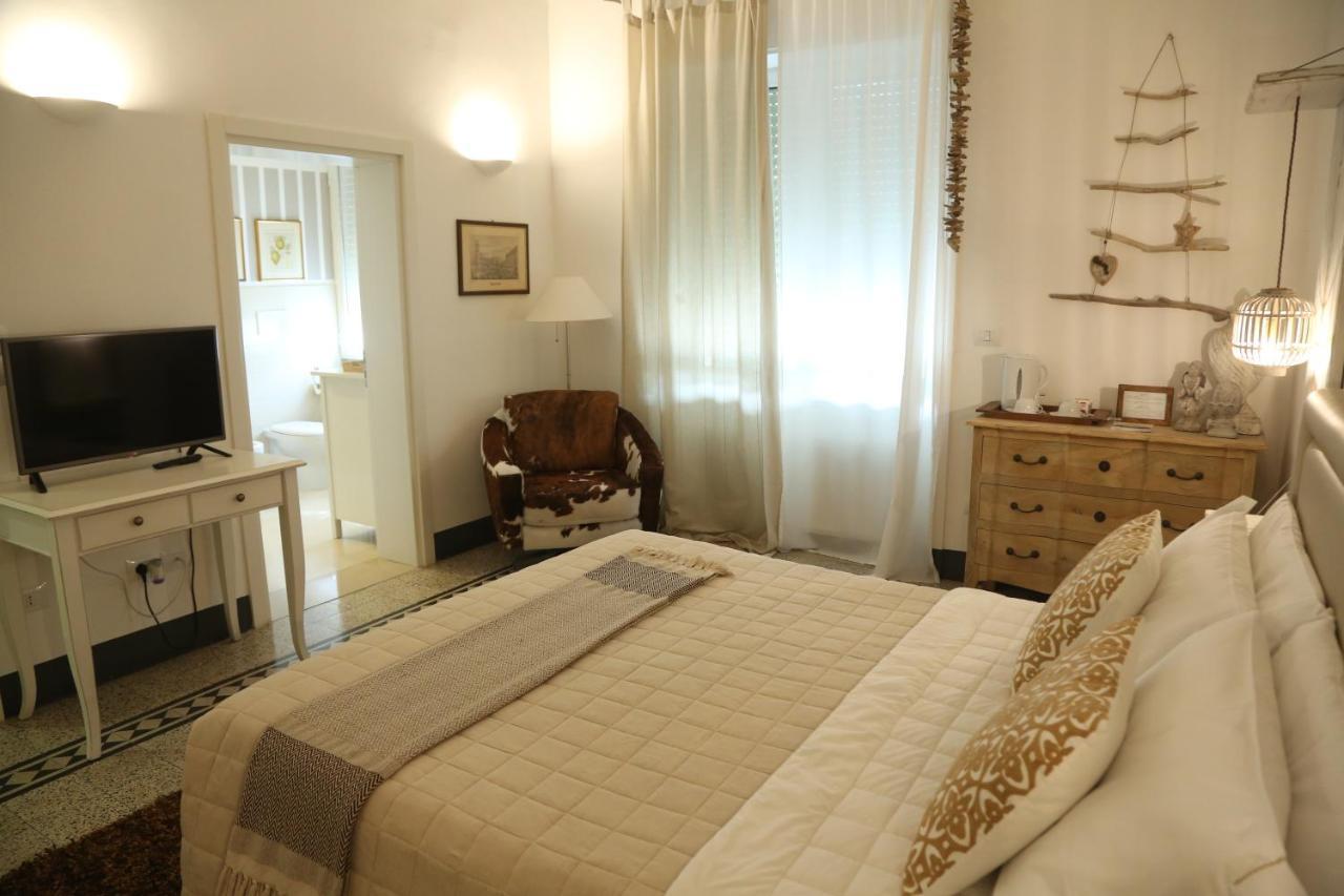 Deluxe Double Room,770108152:JPEG