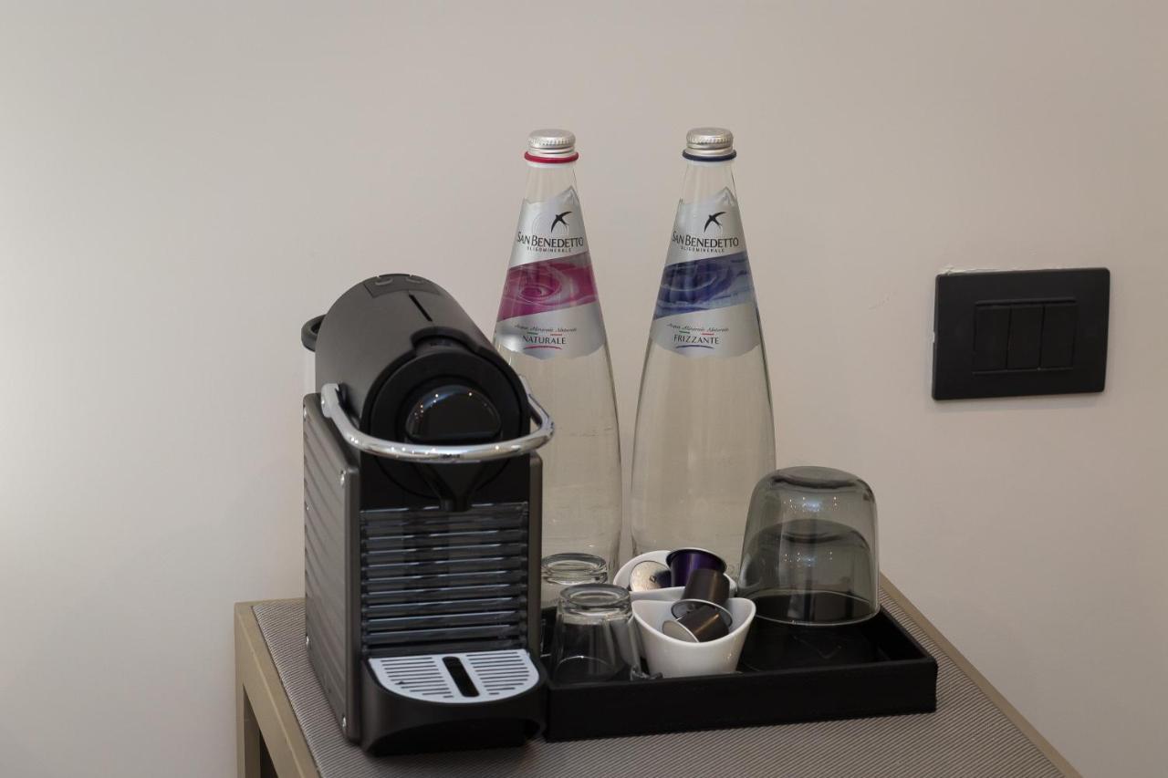 Deluxe Single Room,775690822:JPEG