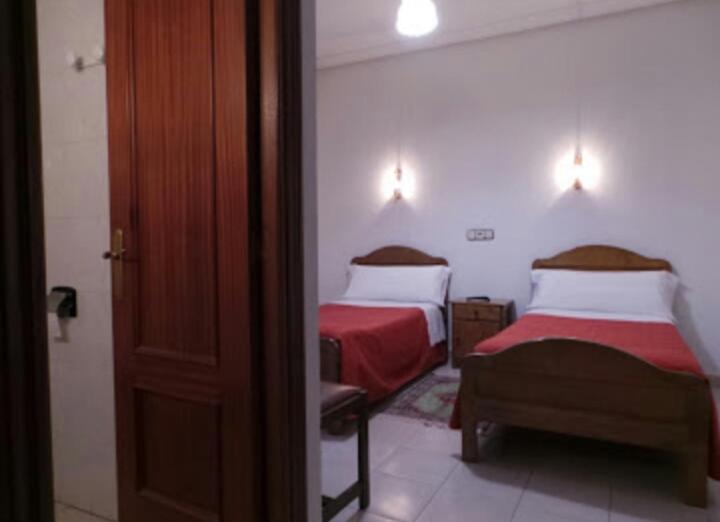 Twin Room,771658177:JPEG