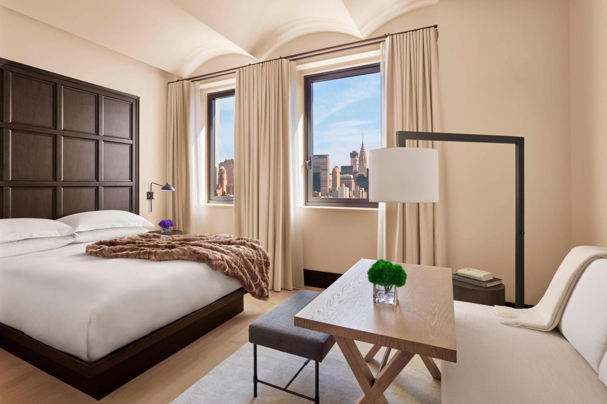 Superior King Room City View,1371377684:JPEG