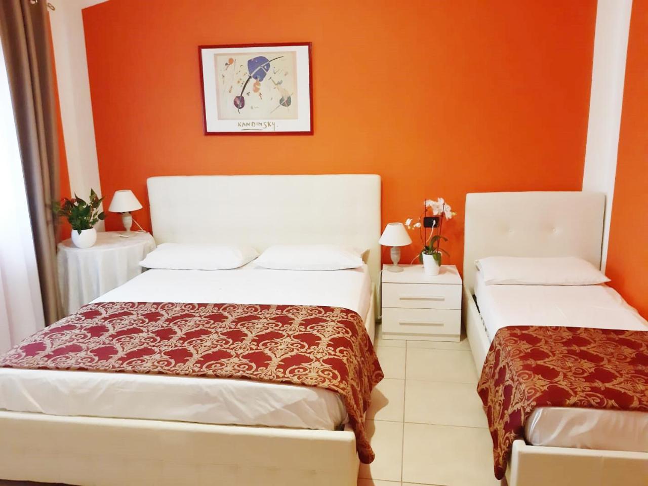 Deluxe Double Room,775251895:JPEG