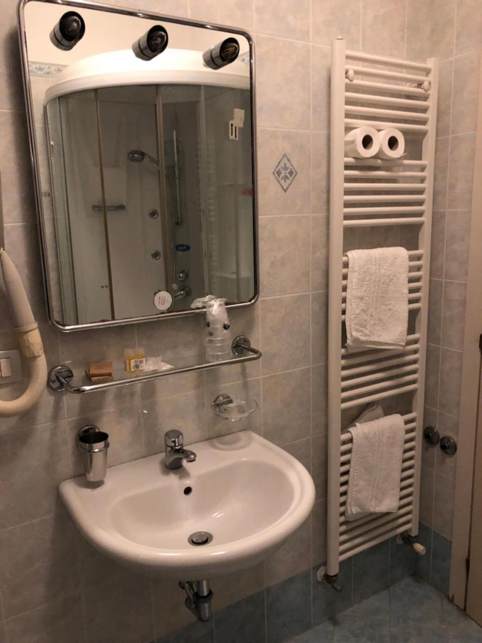 Double Room,775834057:JPEG