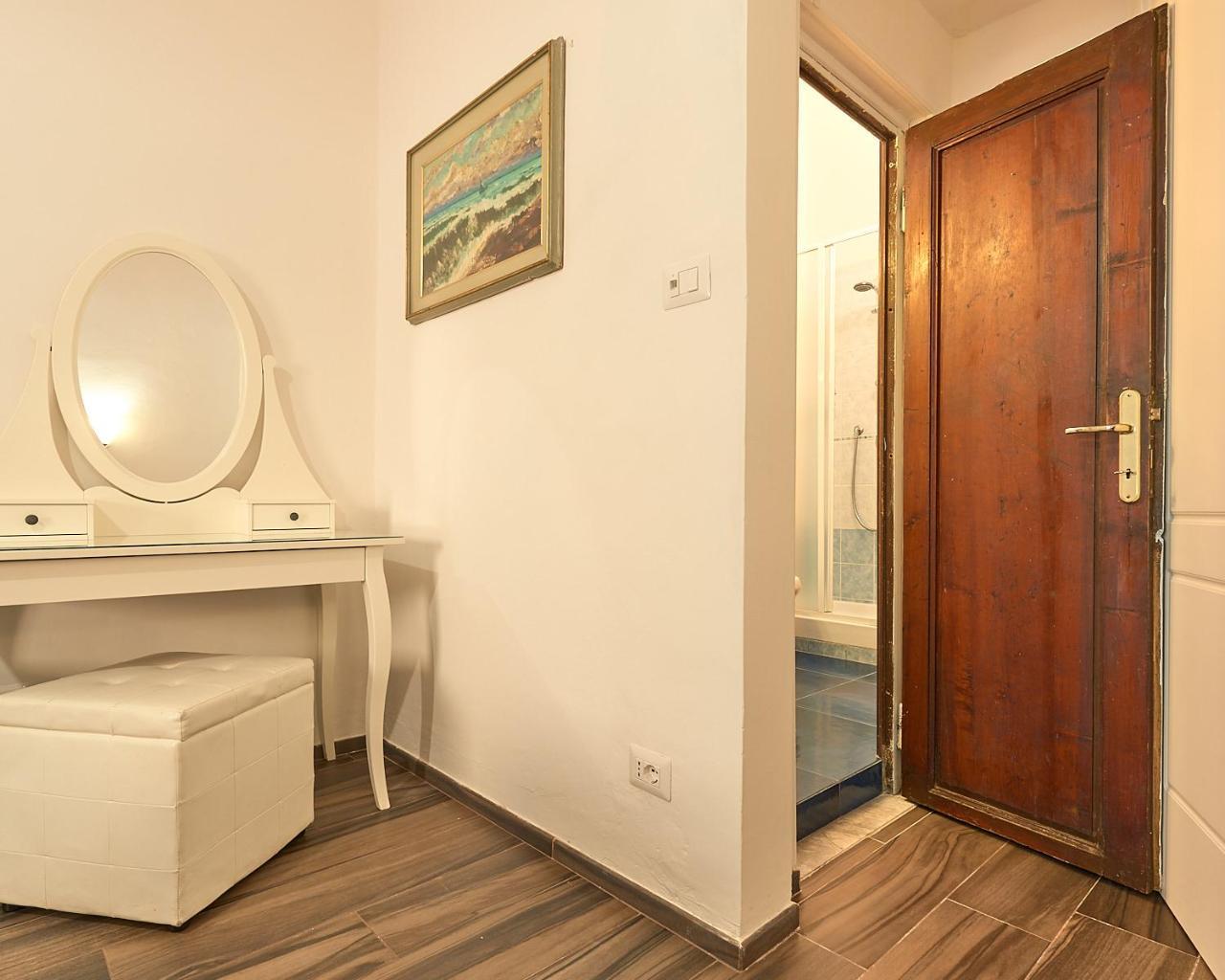 Double Room with Private Bathroom,1498865824:JPEG