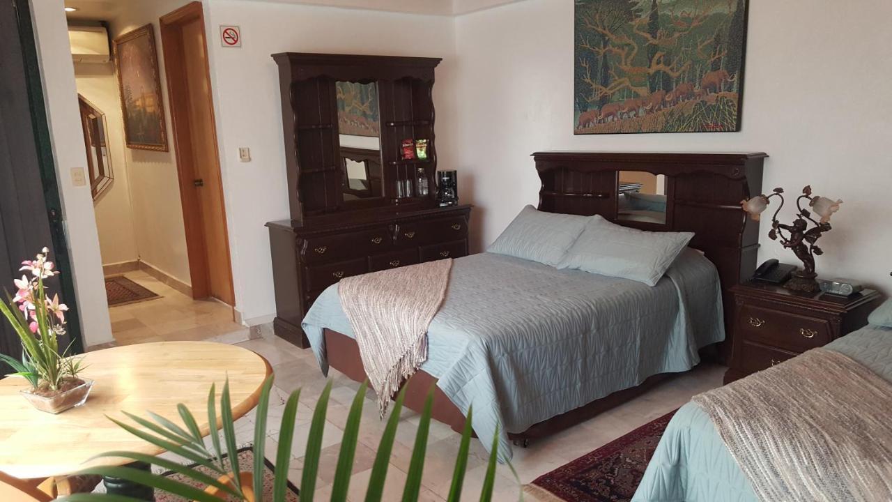 Family Room,776194279:JPEG