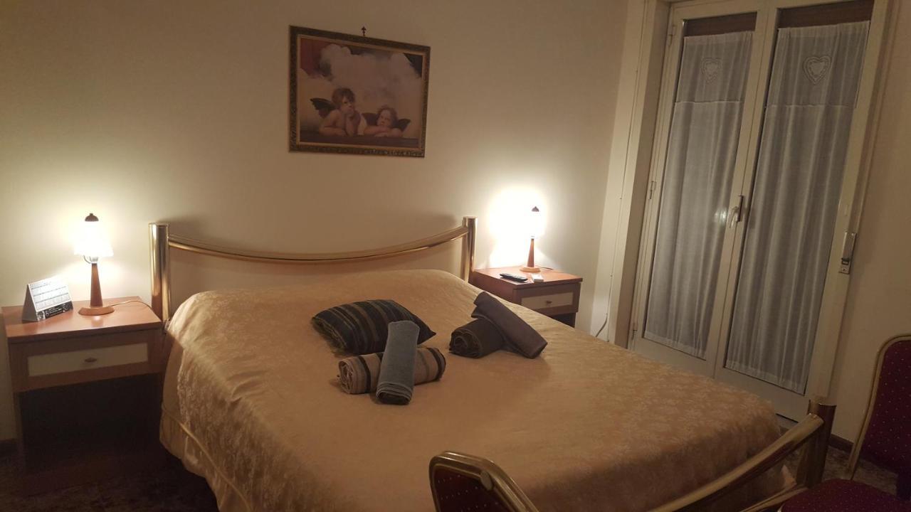 Camera Tripla con Bagno Privato Esterno