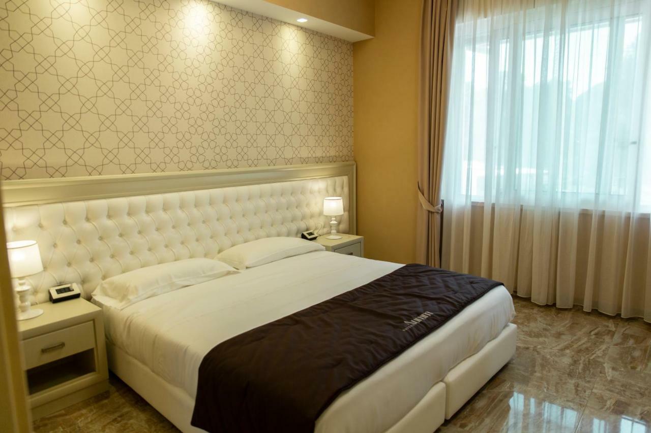 Double Room Balcony,779233218:JPEG