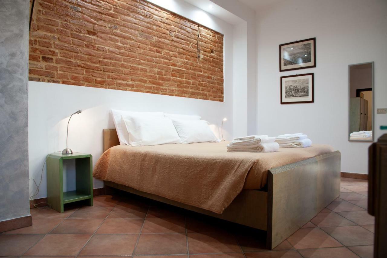 Large Double or Twin Room,779468478:JPEG