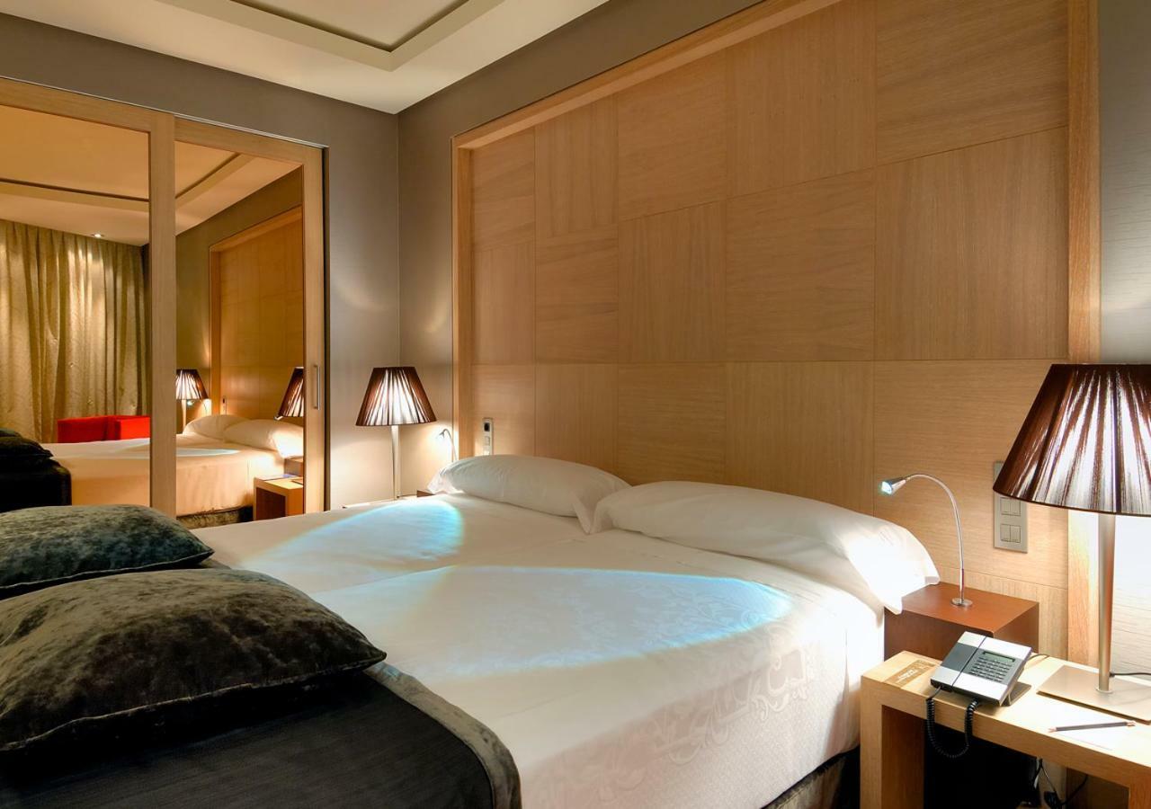 Habitación Doble Estándar con aparcamiento