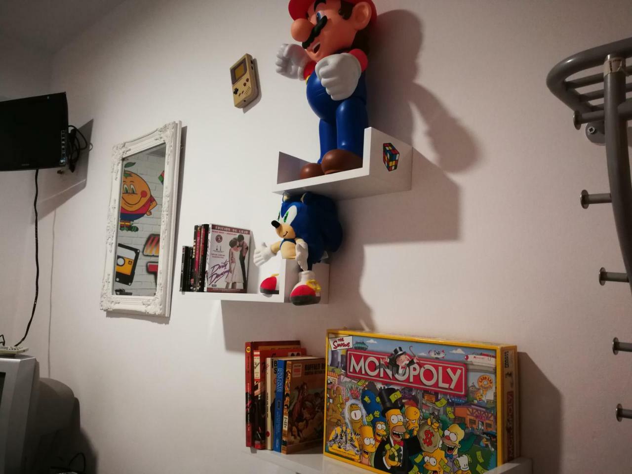 Thematic Retro Room