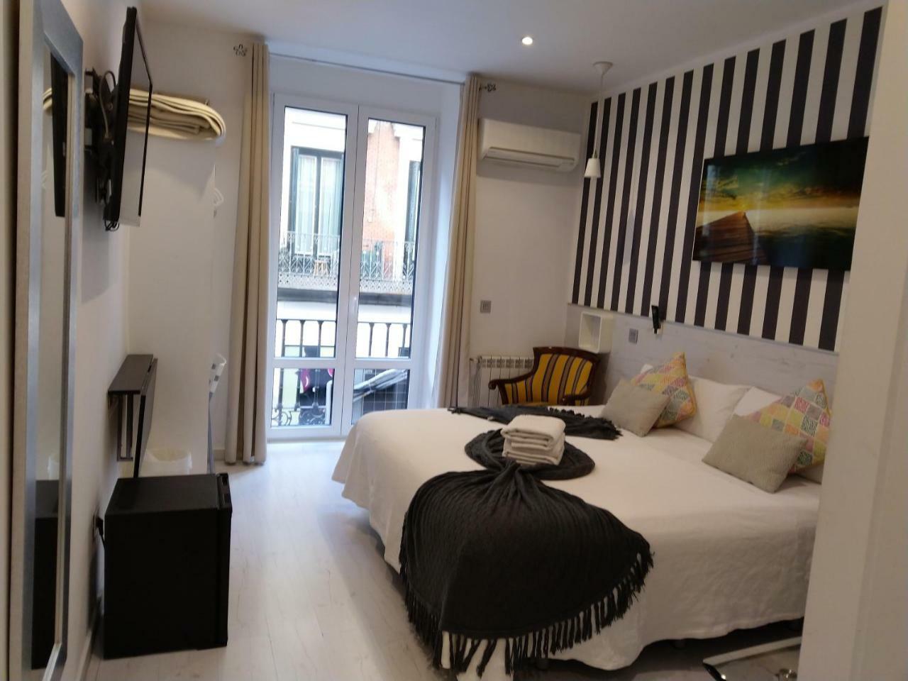 Deluxe Double Room City View