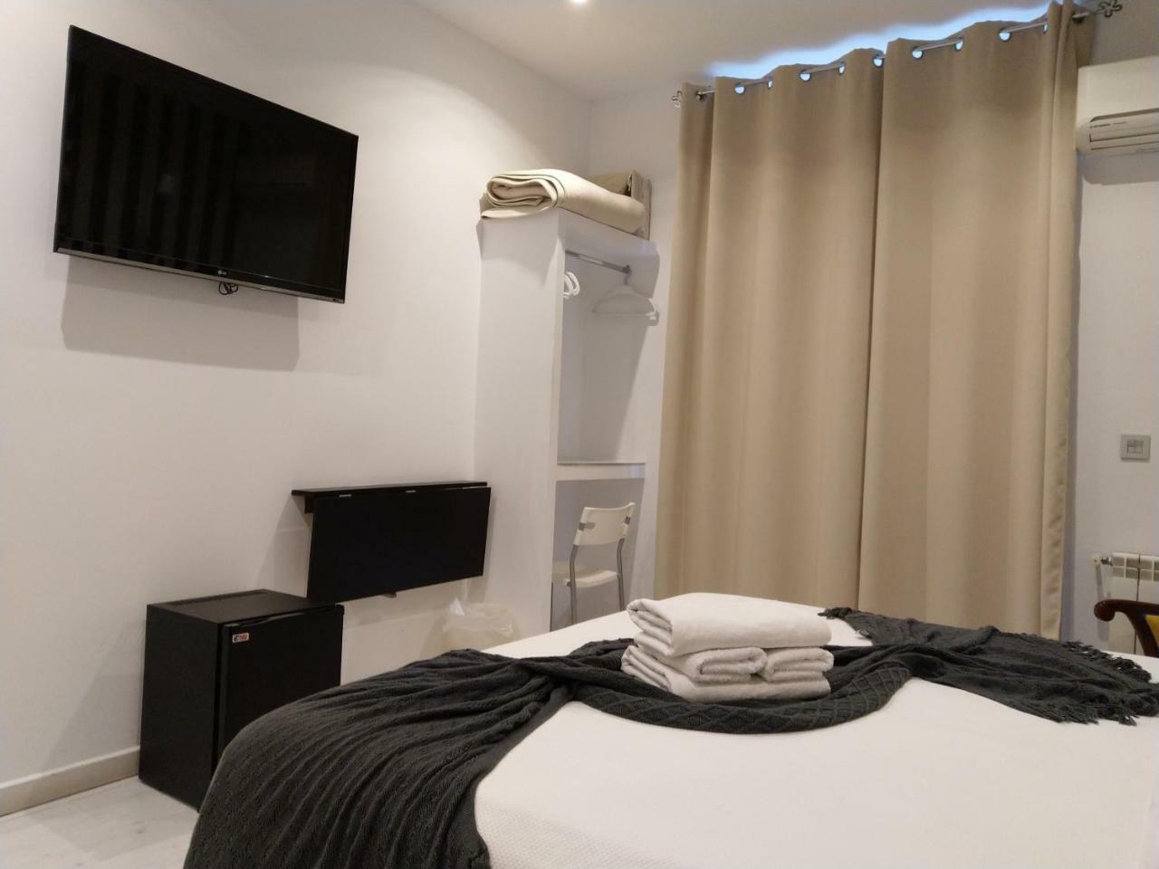 Deluxe Double Room City View