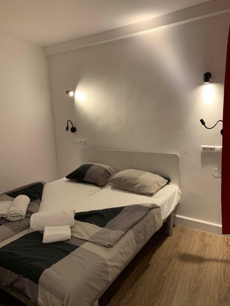 Standard Double Room,780940536:JPEG